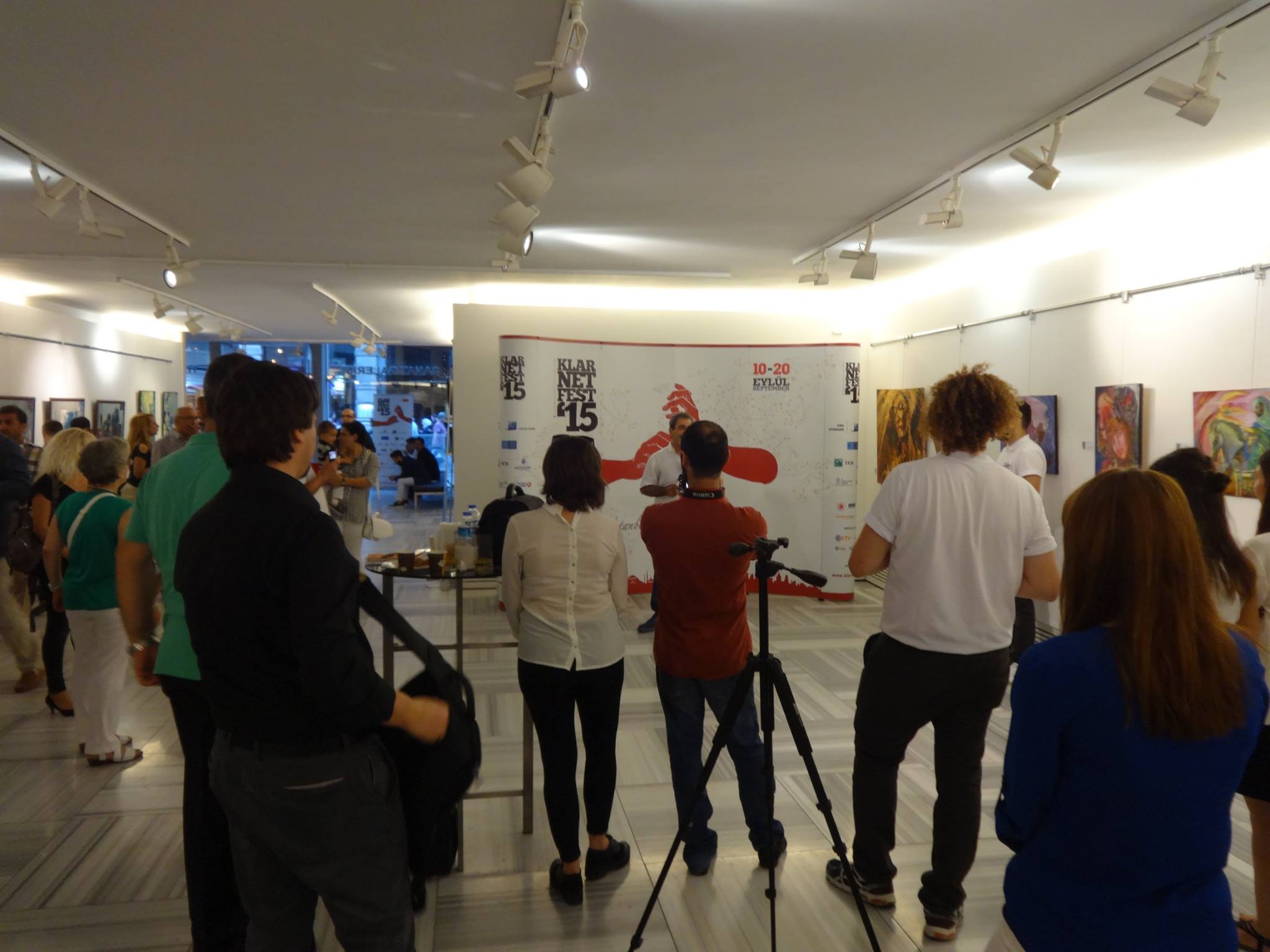 Társas kiállítás Isztambulban a Beyoglu Városháza Galériában