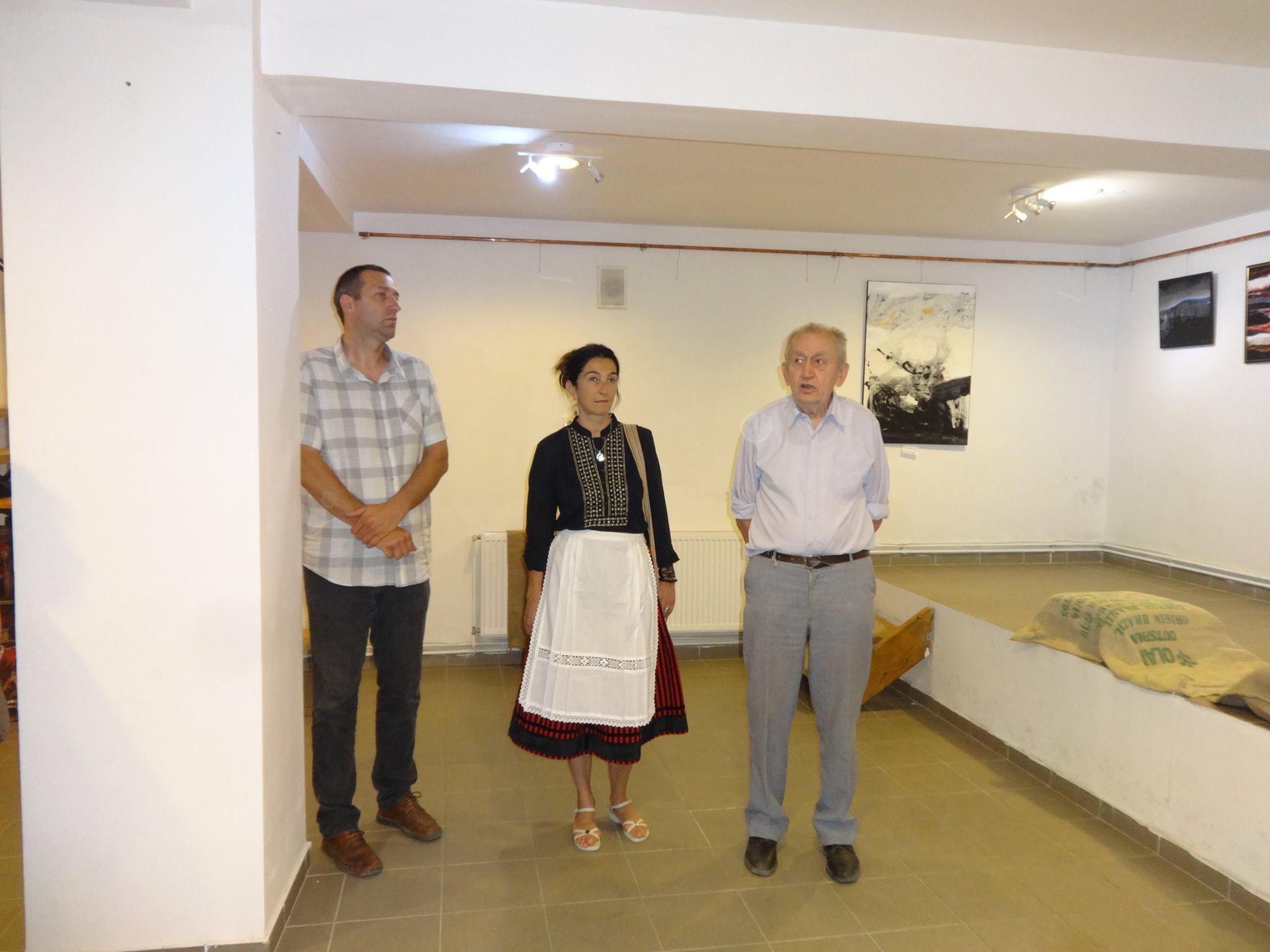 Kiállítás a Köntés Galériában