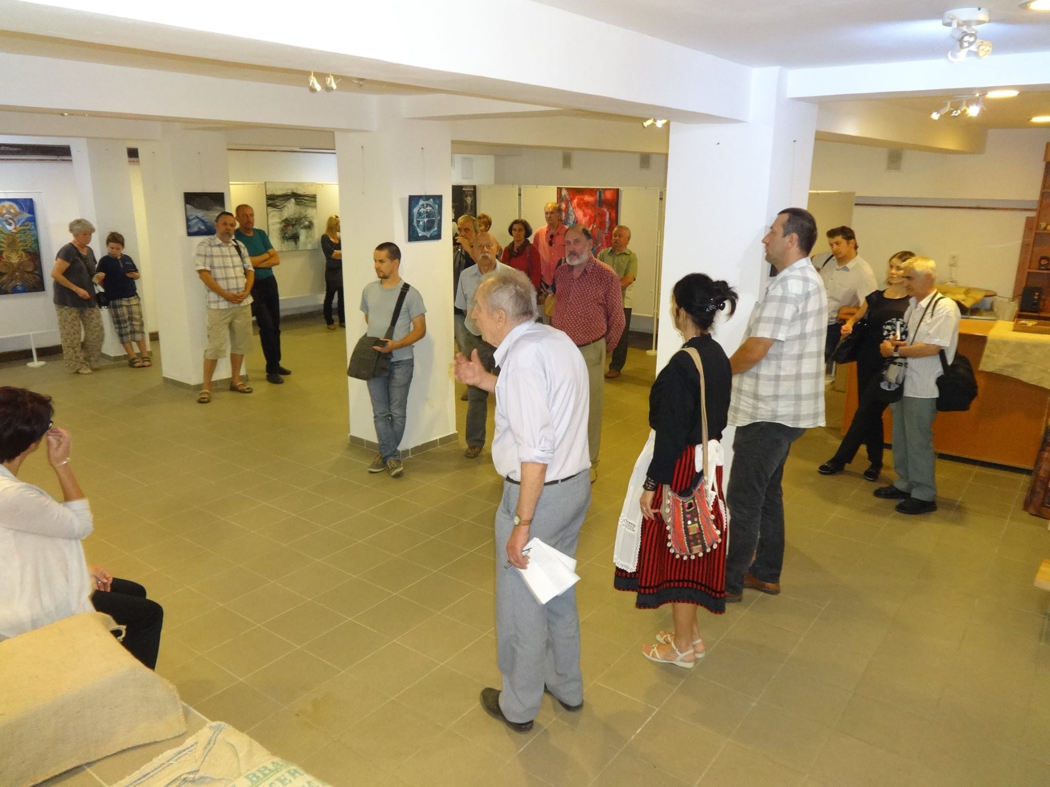 Kiállítás a Köntés Galériában